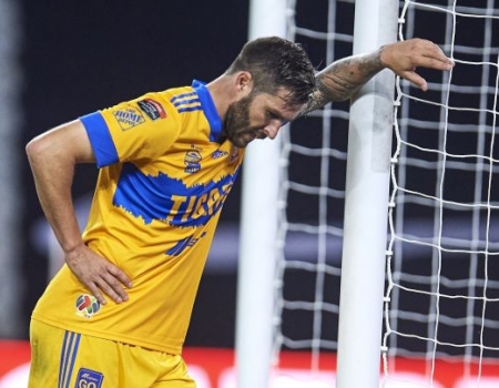 Gignac entra al top 10 de máximos goleadores de Concachampions