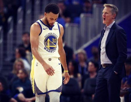 Histórico hundimiento en las apuestas de unos Warriors que se quedarían sin playoffs