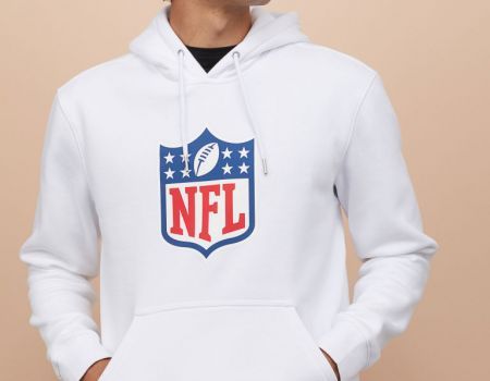 La NFL se alía con H&M para crear una colección de ropa y expandirse fuera de EEUU