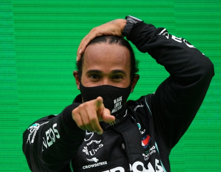 Lewis Hamilton supera el coronavirus y podrá correr en Yas Marina