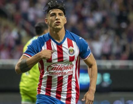 A Pulido le extraña no ser llamado al Tri siendo campeón goleador